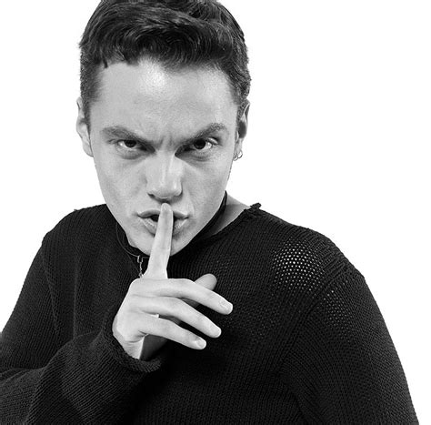 El amor es una cosa simple (feat. Tiziano Ferro, le canzoni e la carriera in attesa del ...