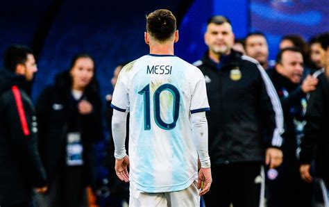 Conmebol Suspende Messi Da Seleção Por Três Meses Mas O Gancho Nem Tem