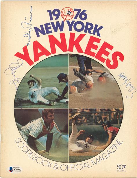 Lot Detail Lot Of 5 New York Yankees Memorabilia Including