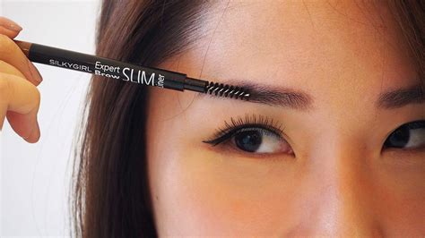 8:47 irma melati 3 429 655 просмотров. Toturial mudah lukis kening - Sinaran Wanita