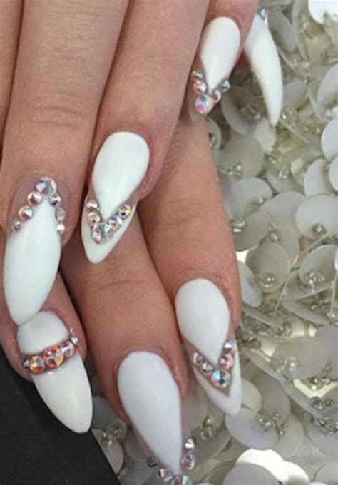 White Nail Designs With Rhinestones Add A Little Sparkle To Your Look The Fshn