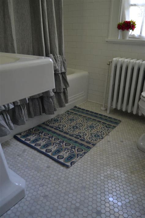 Stylish bathroom tiles at affordable prices. 20 Perfect Vintage Look Bathroom Tile Samples - Interior ...