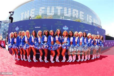 The Dallas Cowboy Cheerleaders Photos And Premium High Res Pictures