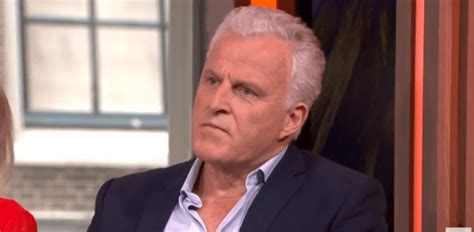 Der berühmte kriminalreporter wurde dabei schwer verletzt. Peter R. de Vries wil miljoen inzamelen voor tip Tanja ...