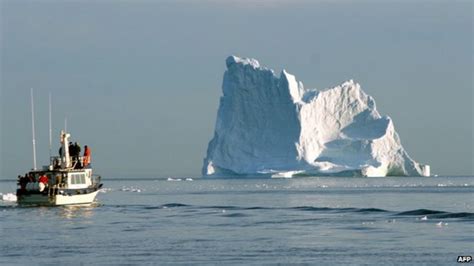 Titanic Threat Why Do Ships Still Hit Icebergs Bbc News
