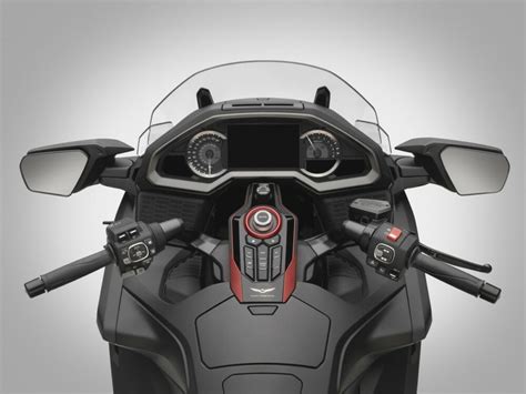 The 2021 honda gold wing is here and it comes with improvements in the form of a redesigned pillion seat, a better audio system and a larger storage compartment at the rear. Honda Reveals Colors, Availability for 2020 Gold Wing Line ...