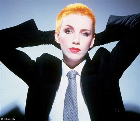 Annie Lennox Looks On As Man Falls Over On Her Way To Daughter Talis Art Exhibition Daily