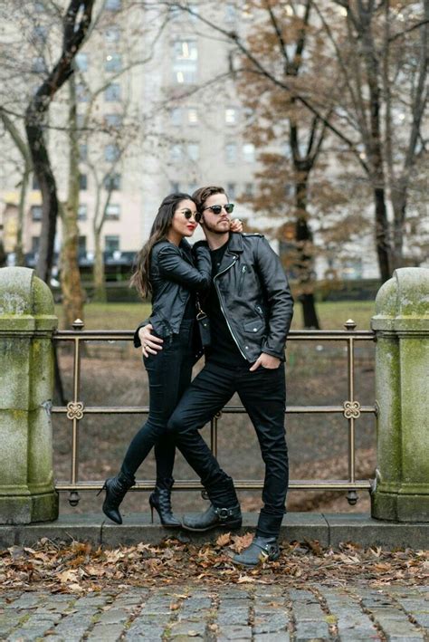 Pin By Pauly G On Outfis Cute Couple Outfits Couple Outfits Pre Wedding Photoshoot Outfit