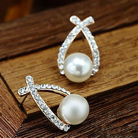 2018 Fashion Earrings Girls Women Pearl Crystal Stud Earrings Brincos