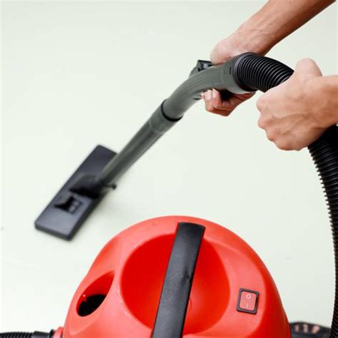 Buy Geepas Dry And Wet Vacuum Cleaner 20 L 2800 W Gvc19026 Dombelo