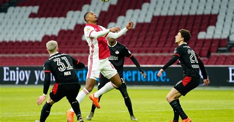 Nederlanders steunen voor doping geschorste doelman onana. Podcast | 'Haller had gewoon moeten starten, zo heftig was ...