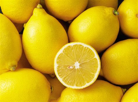 Citron uses and citron recipes. Le citron : ce fruit qui nous offre une autre perspective sur la vie