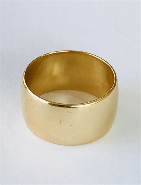 Superb Vintage 9ct Yellow Gold Ladies Wide Band Wedding Ring