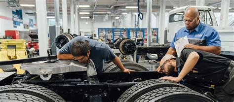 How To Choose The Right Diesel Mechanic School For You Uti