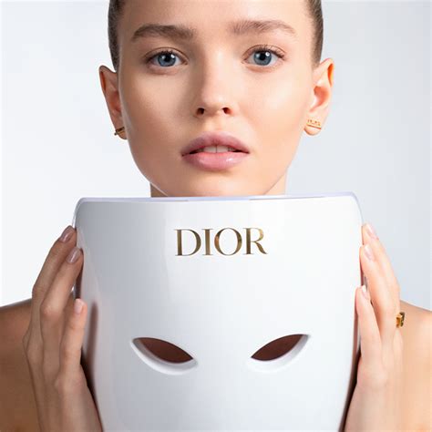 Dior Is Launching An Led Face Mask And You May Just Be Able To Try It