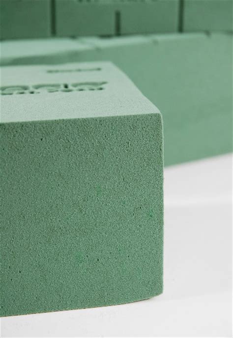 Flip the floral foam over. Floral Wet Foam Bricks | Pack of 6