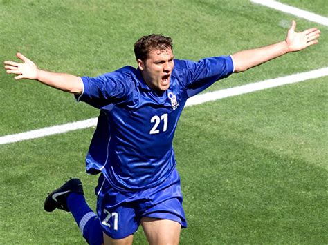 History of Italy's World Cup kits - 1998 World Cup - Goal.com