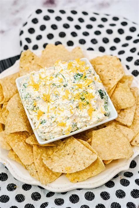 Easy Broccoli Cheese Dip Best Homemade Cream Cheese Dip Recipe