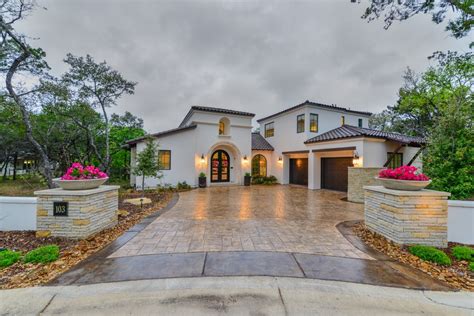 The carriage house bed and breakfast. Custom Home | Inverness | San Antonio, Texas - Transitional - Exterior - Austin - by MSA ...