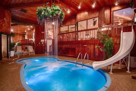 Chalet Swimming Pool Suite Sybaris Romantic Weekend Getaways In Chicago Milwaukee Indianapolis