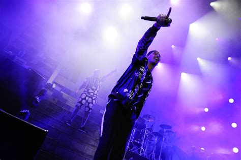 Lange nicht zu hause gewesen — bonez mc, raf camora. Bonez MC - Camora und Bonez. (11/17) - Mit RAF Camora am ...