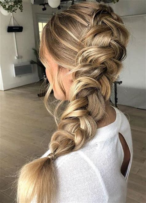 26 Easy Braided Hairstyle For Medium Length Hair To Get Younger
