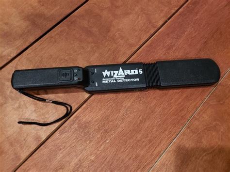 It is an excellent and peculiar metal detector for precious objects. Lumber Wizard 5 Woodworking metal Detector