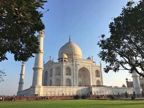 Taj Mahal Photos History And Information Breathedreamgo