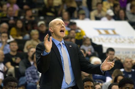 Xavier S Chris Mack Selected By Sporting News As Midseason National Coach Of The Year Pickin
