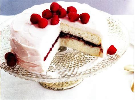 Raspberry Dream Layer Cake Recipe Just A Pinch Recipes