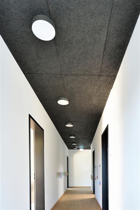 Eigenschaften und verarbeitung der akustikdecke cleaneo single smart von knauf. Inspiration: Akustikdecke in neuer KITA | Troldtekt ...