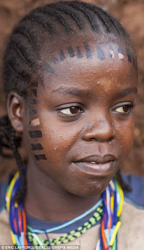 Girls Slashed To Be Beautiful In Ethiopian Scar Ceremony Daily Mail Online