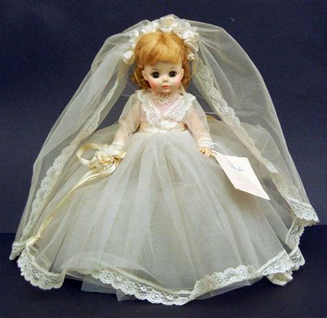 Madame Alexander Bride Doll 13 Aug 16 2013 Stephenson S Auction In Pa Bride Dolls