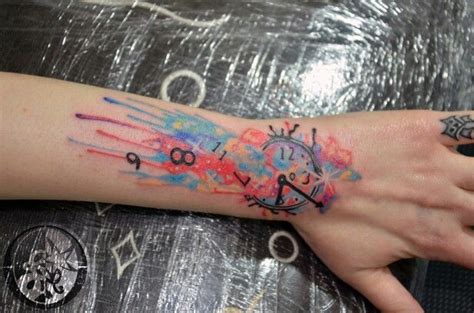 A good and reputable shop/artist if your tattoo is in a high motion area, or an area that gets rubbed by clothes a lot, be prepared to apply. Tatoo, Tatuagens, Ideias de tatuagens