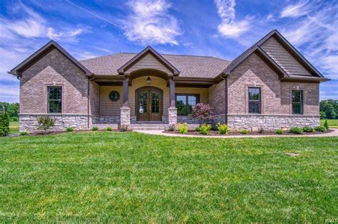 300k to 400k Homes for Sale in Newburgh IN