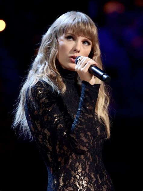 Taylor Swifts Top 10 Record Breaking Moments Xploringindia