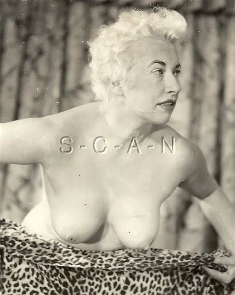ORIGINAL VINTAGE 1940S 60S Nude RP Endowed Short Haired Blond Leopard