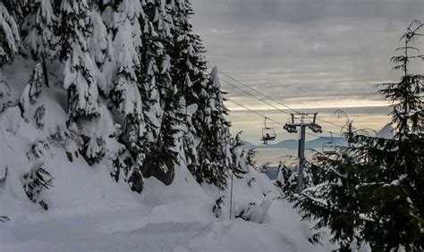 Snowshoeing At Grouse Mountain In Vancouver Hike Bike Travel