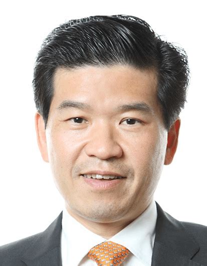 Improve yourself & your world. James Kim - APG Sports Media