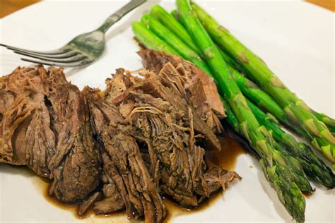 Cook the cross rib roast in the oven with low heat to tenderize the. cross rib roast slow cooker