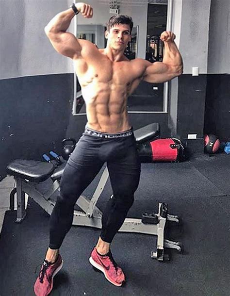 Pin By Neel On My Gym Inspiration Bodybuilding Muscle Men Workout