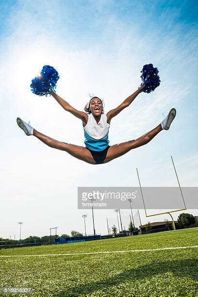 Cheerleaders Doing Splits Photos And Premium High Res Pictures Getty