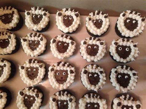 Lemur Cupcakes Isaacs 6th Birthday Desserts Cake Food
