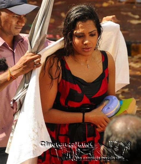 Tamil Movie Actress Hot Sandhya