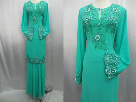 Beli blouse wanita bangkok online berkualitas dengan harga murah terbaru 2021 di tokopedia! | Kain | Tudung | Blouse | Handbag | Jubah | T-Shirt ...