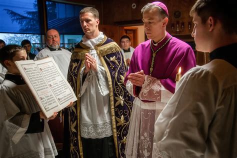 New Liturgical Movement Pontifical Mass With Archbishop Sample Of