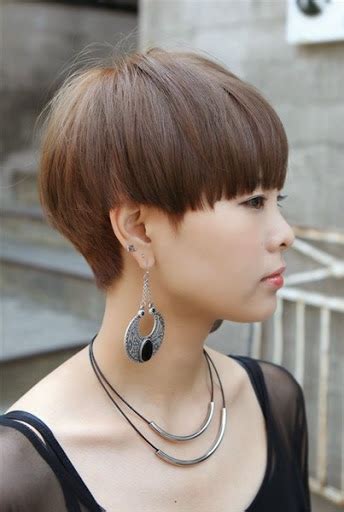 15 inspirasi trend warna rambut coklat kemerahan model terbaru ala korea. Contoh Rambut Pendek Wanita Terbaru Untuk Perempuan ...