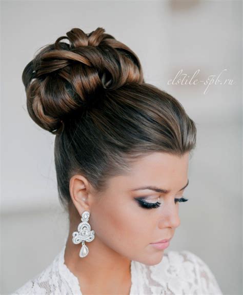 coiffure mariage chignon haut  Coiffure simple et facile