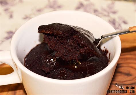 Cocinar con el microondas puede ser fácil y saludable. Receta de Brownie en taza (1 minuto en microondas ...