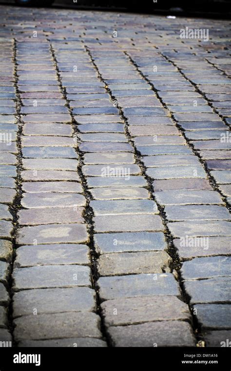 Cobble Stone Pavement Hi Res Stock Photography And Images Alamy